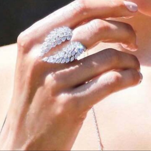 New 18k rose gold plated diamond stones Adjustable Ring - Picture 3 of 3